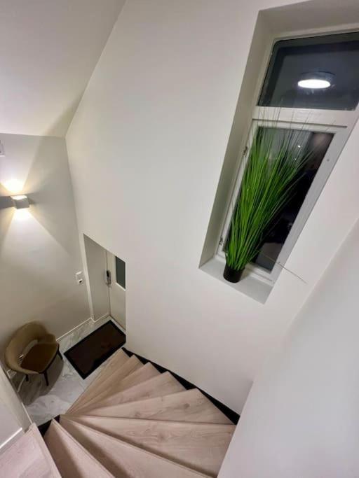 I Hjertet Av Nordens Paris. Apartment Tromso Ngoại thất bức ảnh