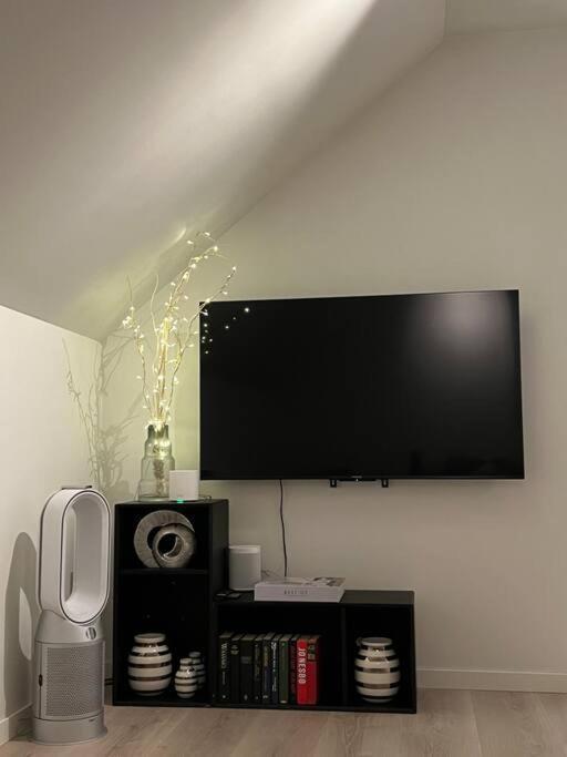 I Hjertet Av Nordens Paris. Apartment Tromso Ngoại thất bức ảnh